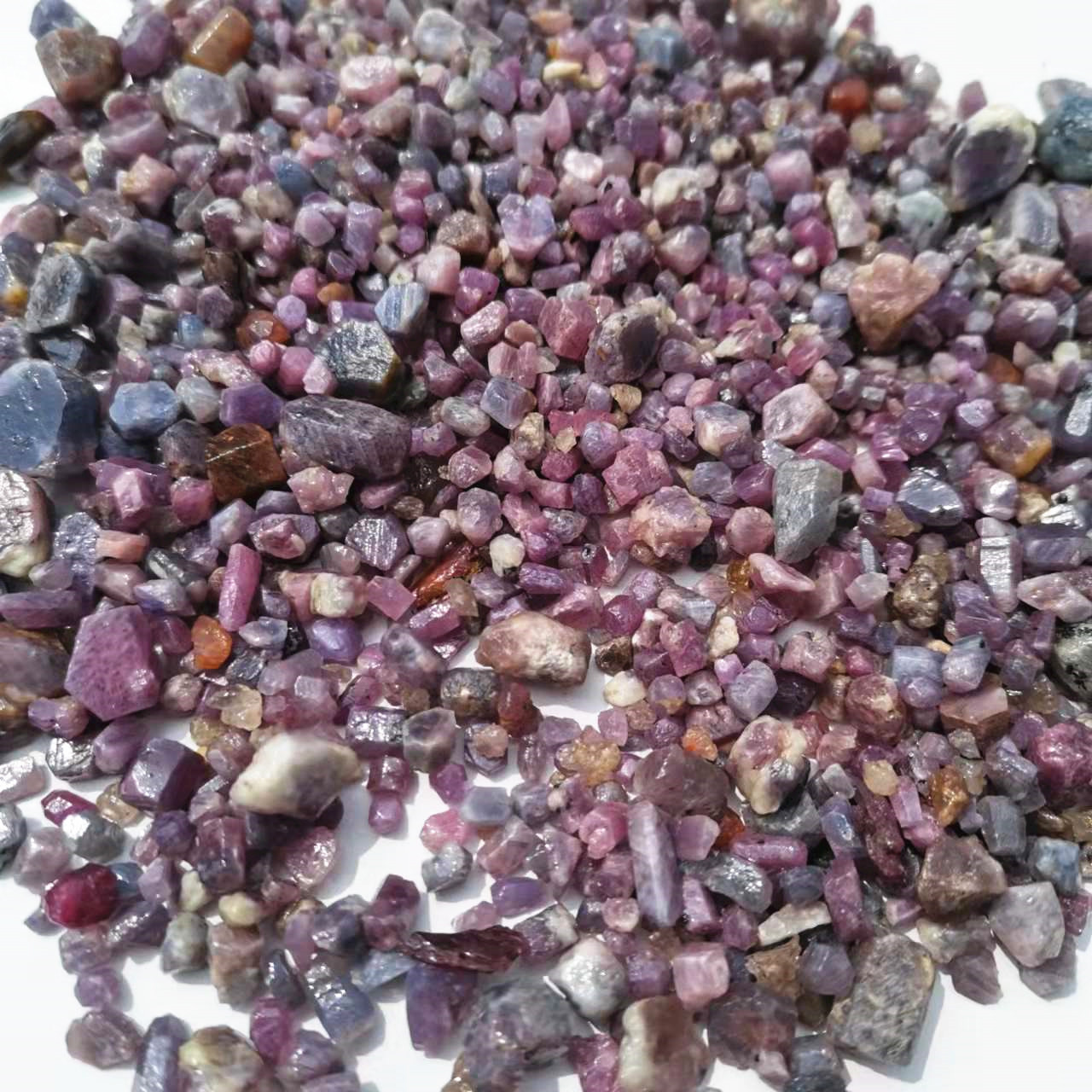 Natural Raw Purple Corundum st - Jewelry Making Raw Materials avaliação e preço